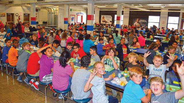 1-Overall-cafeteria-pic