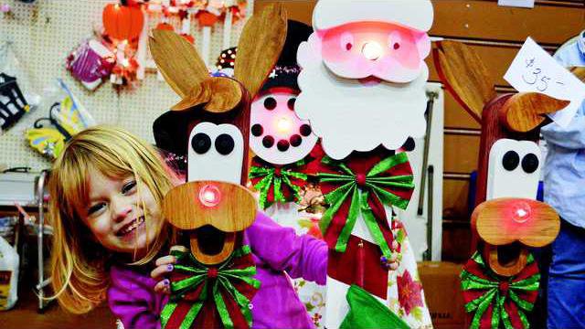 Craft fair cute girl 1
