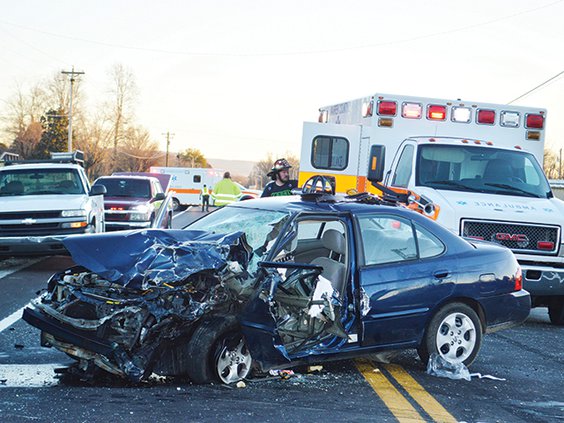 Smithville Hwy wreck MAIN.jpg