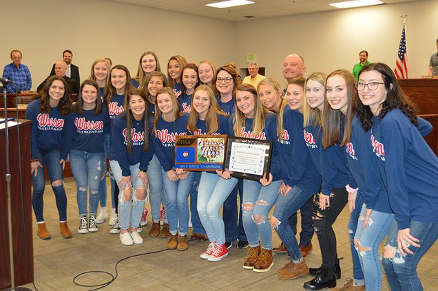 cheerleaders honored original.jpg