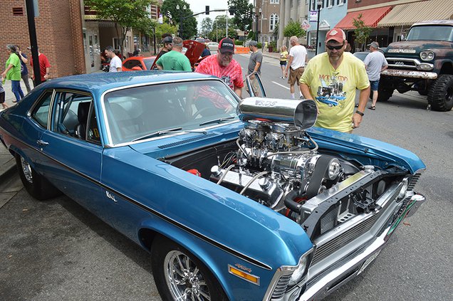 Back to The Strip - Eric Jett, 72 Nova original.jpg