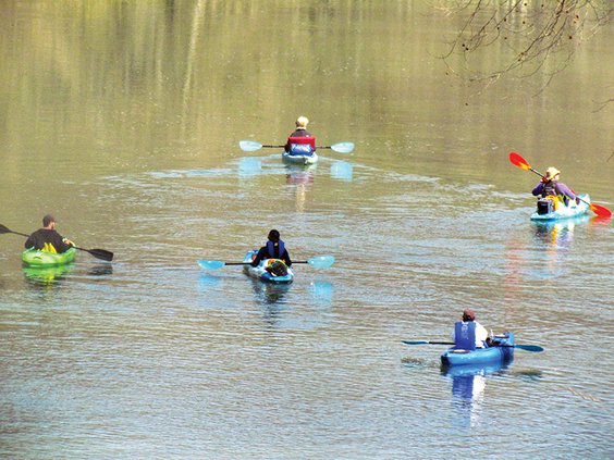 Kayakers.jpg