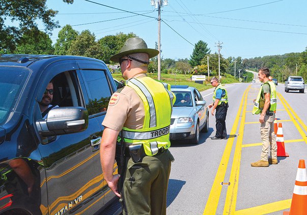 Roadblock - officers.jpg