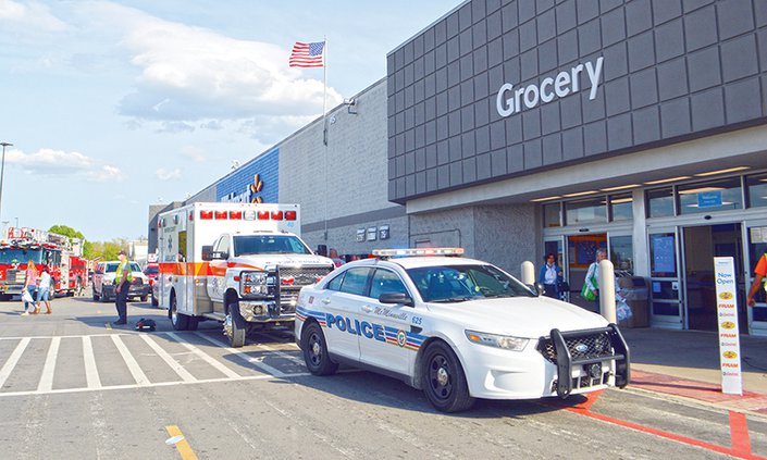 Walmart shooting5.jpg