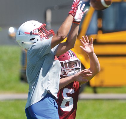 Football - Drathan in traffic.jpg