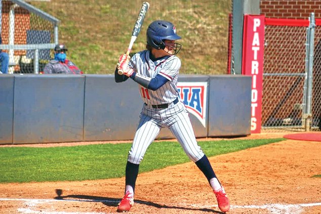 Hailey Wood Softball Feature.jpg