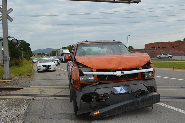 Railroad Tracks wreck1.jpg