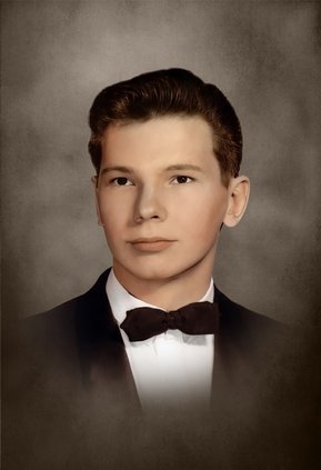 OBIT - Howard.jpg