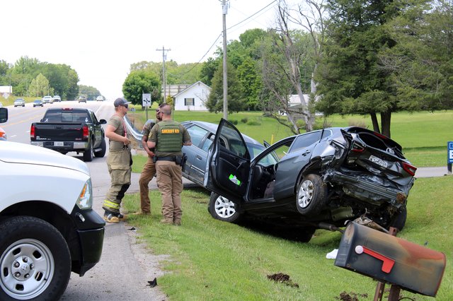 Stanton given three citations in crash - Southern Standard - Vimarsana News